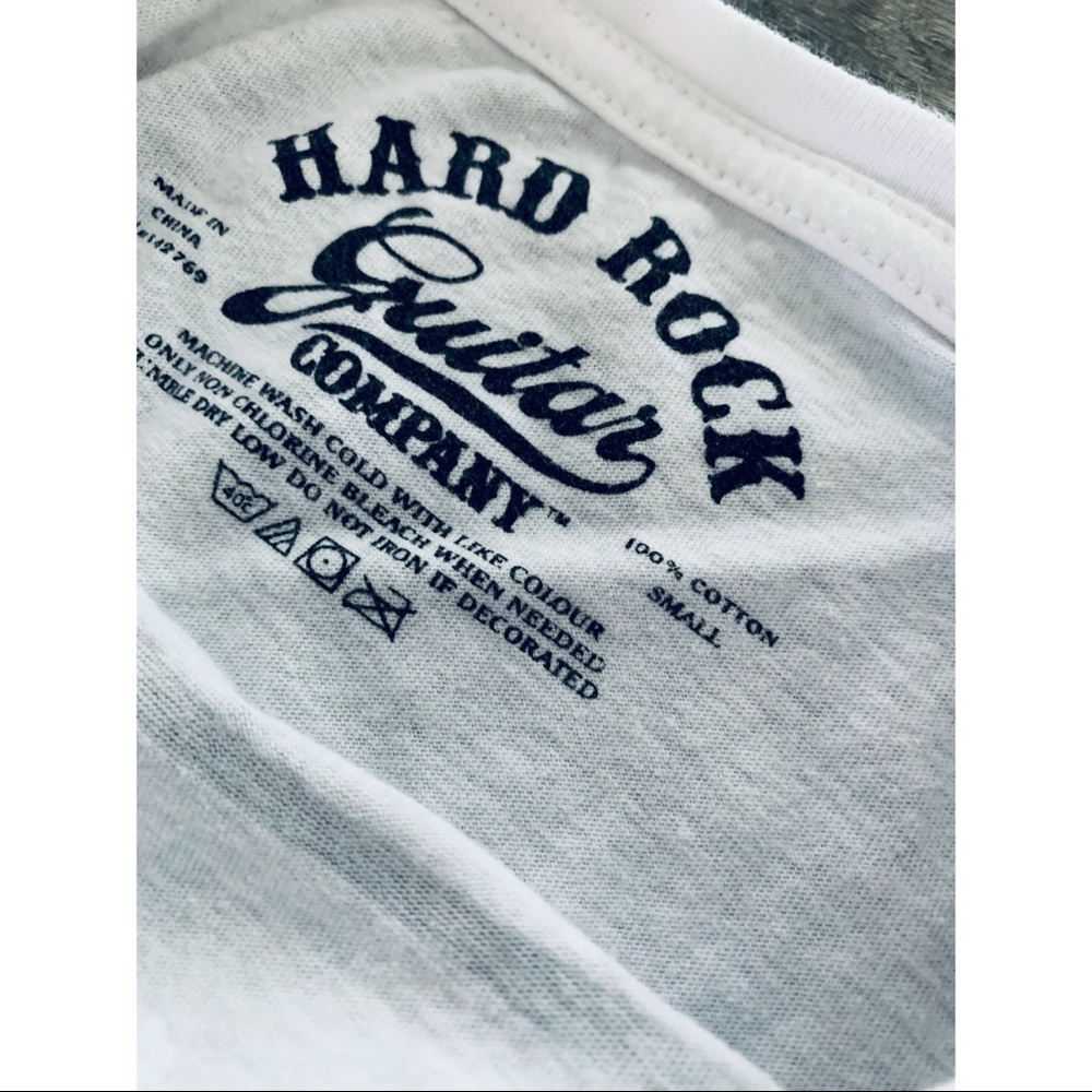 Hard Rock tee - Picture 6 of 6